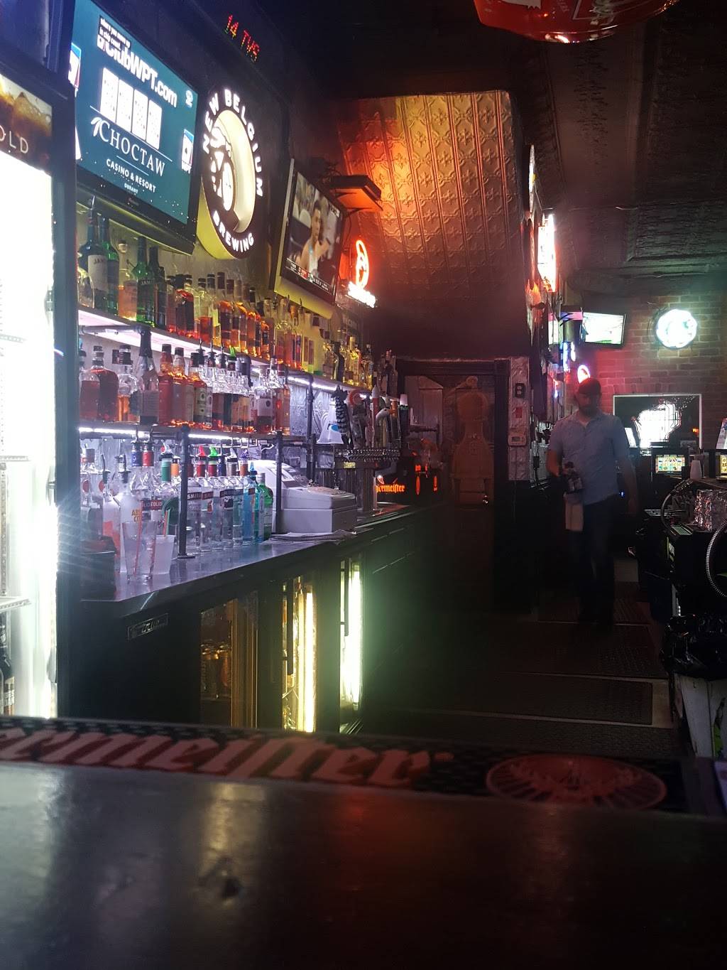 Tower Ave Tavern | restaurant | 405 Tower Ave, Superior, WI 54880, USA | 7153920484 OR +1 715-392-0484