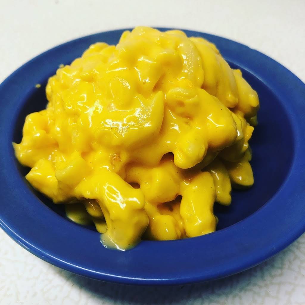 Hickory Hollow Restaurant and Catering | restaurant | 8038 Fallbrook Dr, Houston, TX 77064, USA | 2814695323 OR +1 281-469-5323