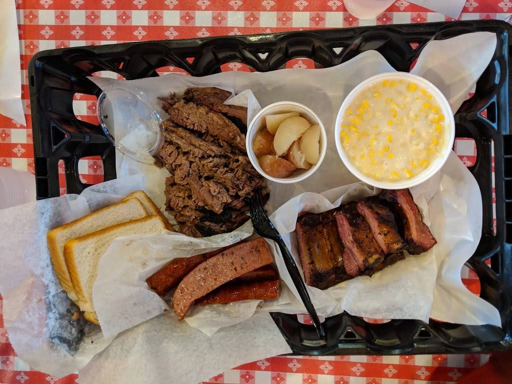 Rudys "Country Store" and Bar-B-Q | restaurant | 7709 Ranch Rd 620, Austin, TX 78726, USA | 5122508002 OR +1 512-250-8002