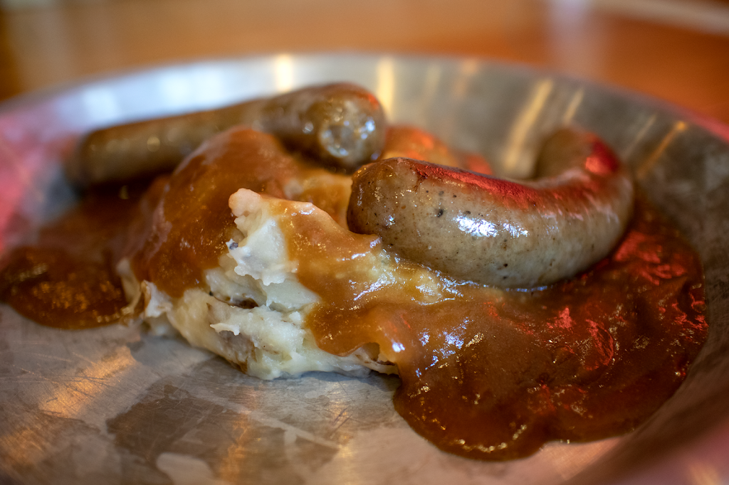 The PourHouse | restaurant | 711 E Douglas Ave, Wichita, KS 67202, USA | 3162604897 OR +1 316-260-4897