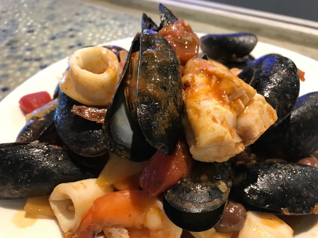 Christos...Kouzina Christos | restaurant | 1255 Johnson Ferry Rd, Marietta, GA 30068, USA | 4706893389 OR +1 470-689-3389