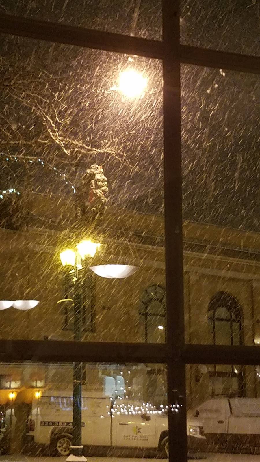 Oliverii North | restaurant | 384 Lake St, Antioch, IL 60002, USA | 8473959999 OR +1 847-395-9999