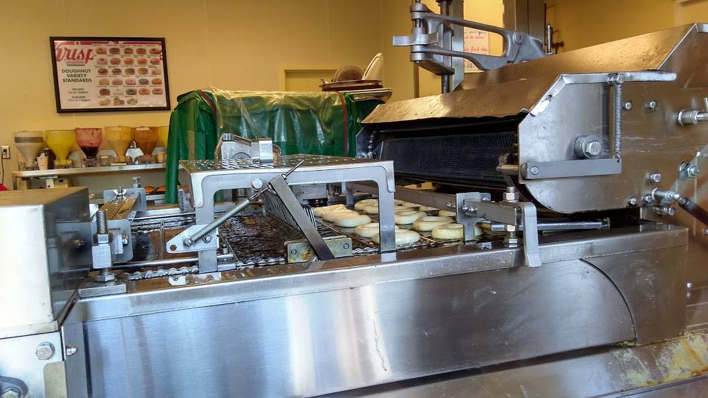 Krispy Kreme | bakery | 10781 Alpharetta Hwy, Roswell, GA 30076, USA | 7709987615 OR +1 770-998-7615