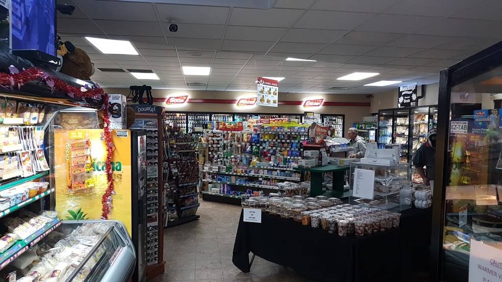 Edgerton Travel Plaza | restaurant | 568 Haugen Rd, Edgerton, WI 53534, USA | 6088849451 OR +1 608-884-9451