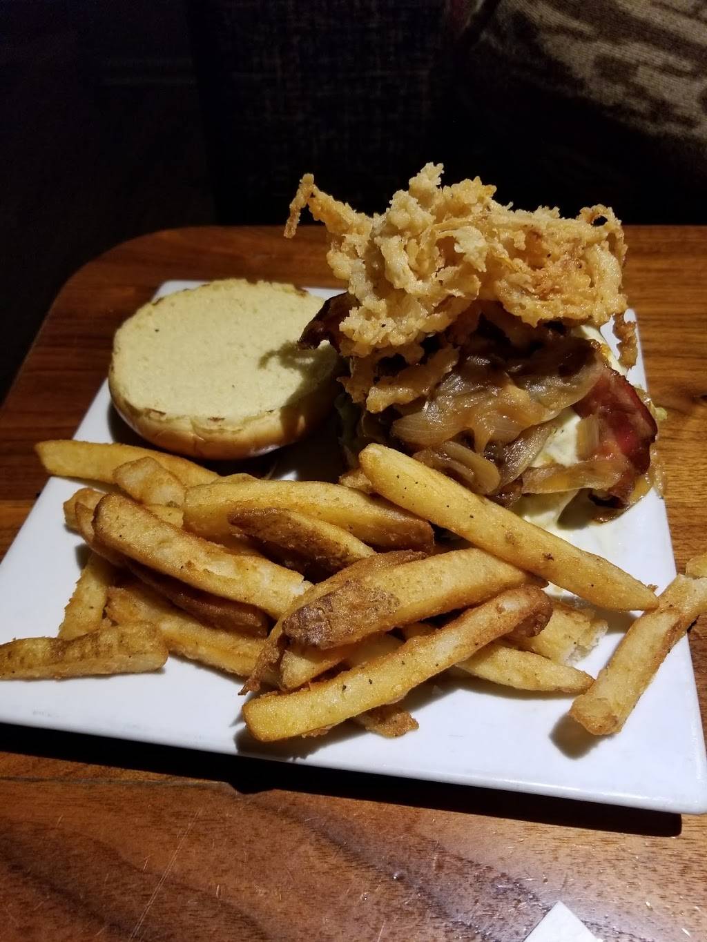 Chestnut Grill & Sidewalk Cafe | cafe | 8229 Germantown Ave, Philadelphia, PA 19118, USA | 2152477570 OR +1 215-247-7570