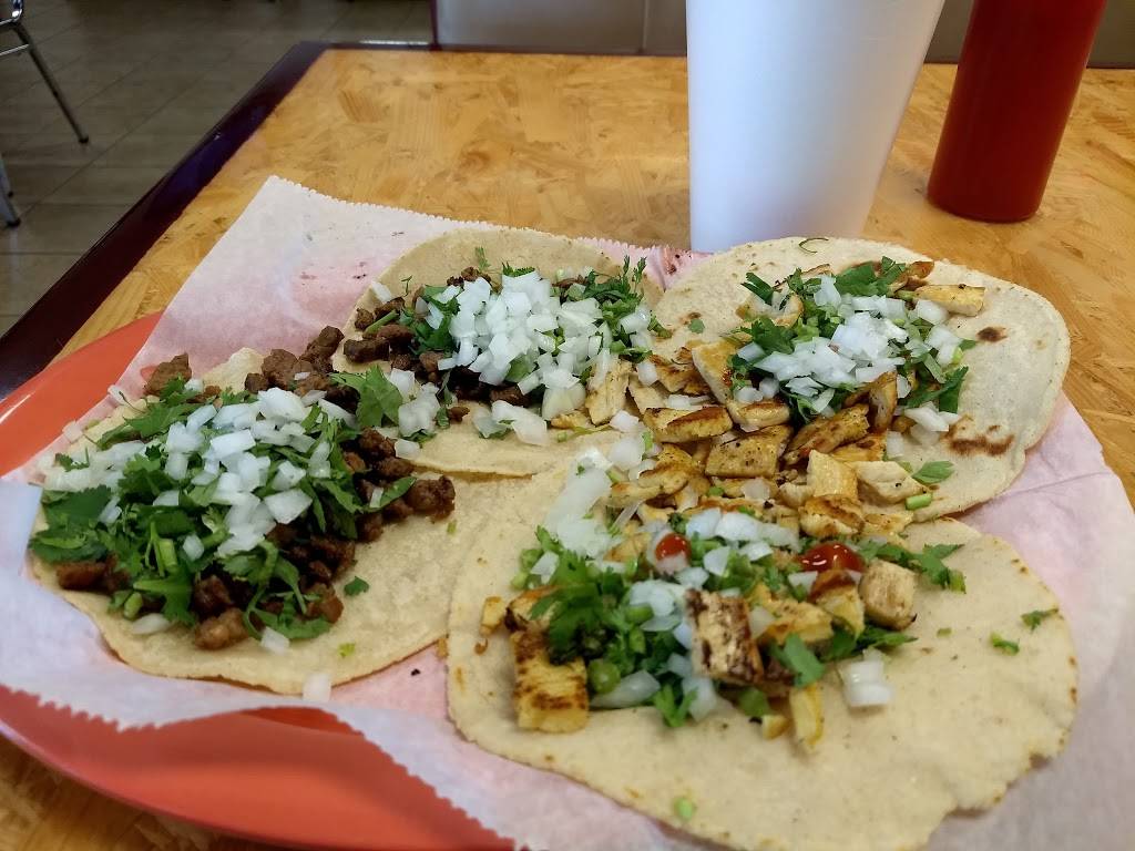 Taqueria Hot Wing | restaurant | 11250 GA-9, Roswell, GA 30076, USA | 4046475452 OR +1 404-647-5452