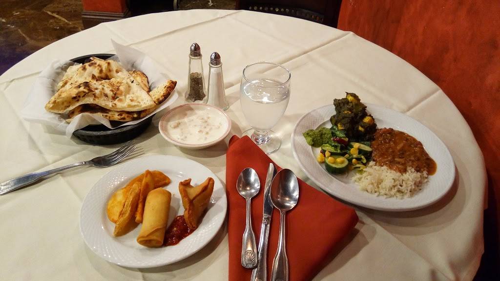 Manohar’s Delhi Palace | restaurant | 581 Azusa Way, La Puente, CA 91744, USA | 6269640343 OR +1 626-964-0343