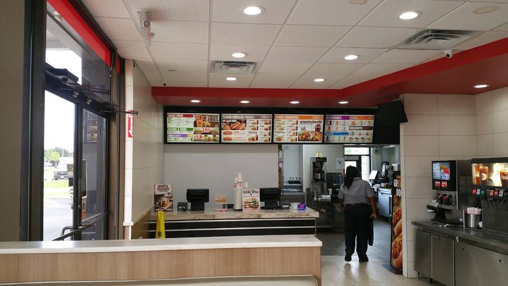Burger King | restaurant | 3040 Ella Blvd, Houston, TX 77018, USA | 7138801748 OR +1 713-880-1748