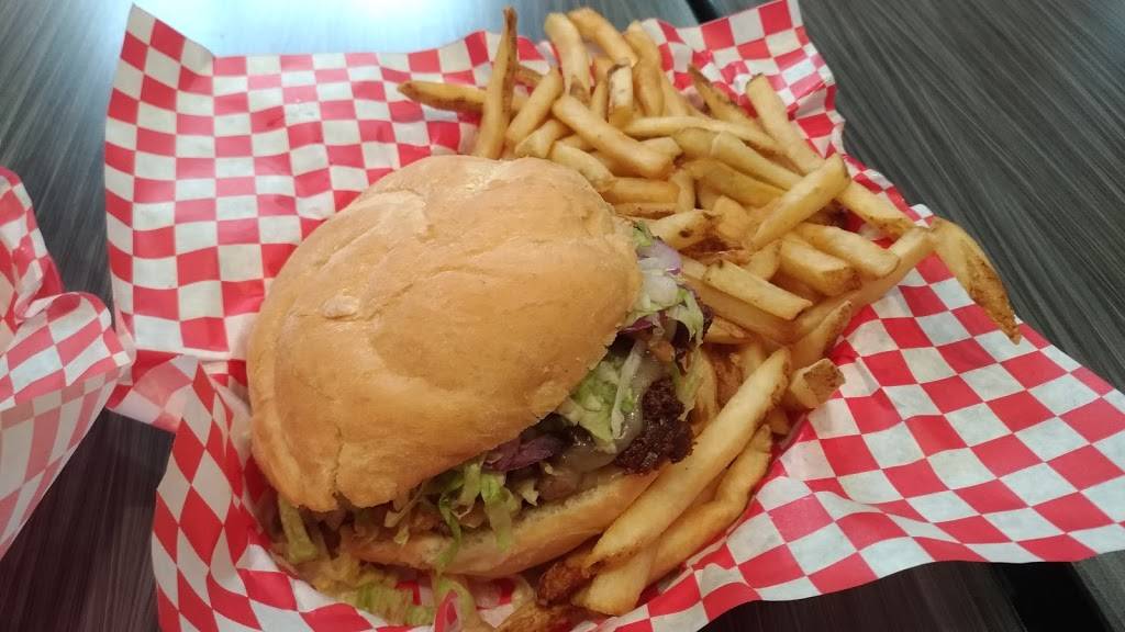 Mo Burger | restaurant | 5008 S Arizona Mills Cir Ste 655, Tempe, AZ 85282, USA | 6026353774 OR +1 602-635-3774