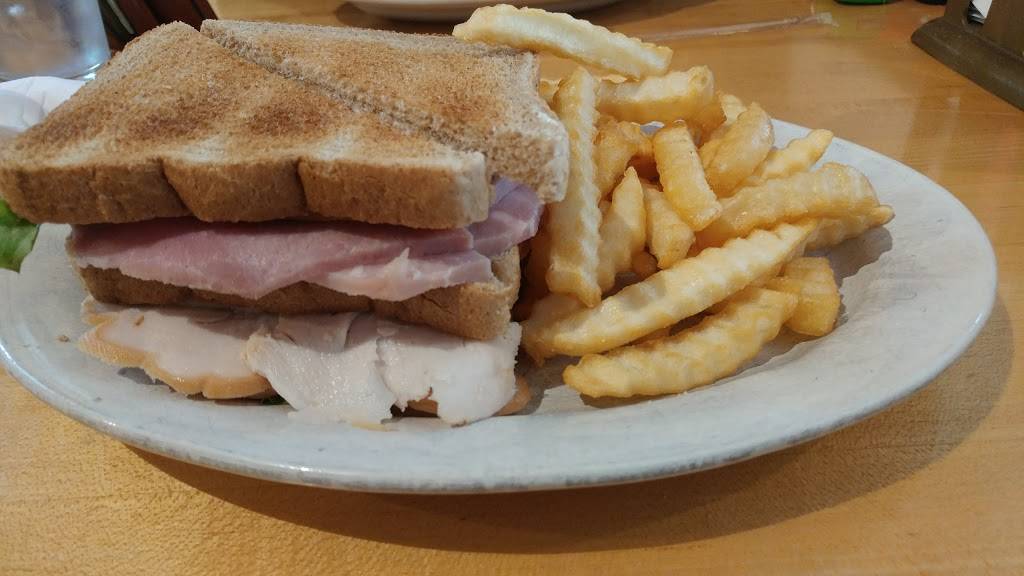 Fishers Restaurant | restaurant | 503 4th St, Bedford, VA 24523, USA | 5405835251 OR +1 540-583-5251