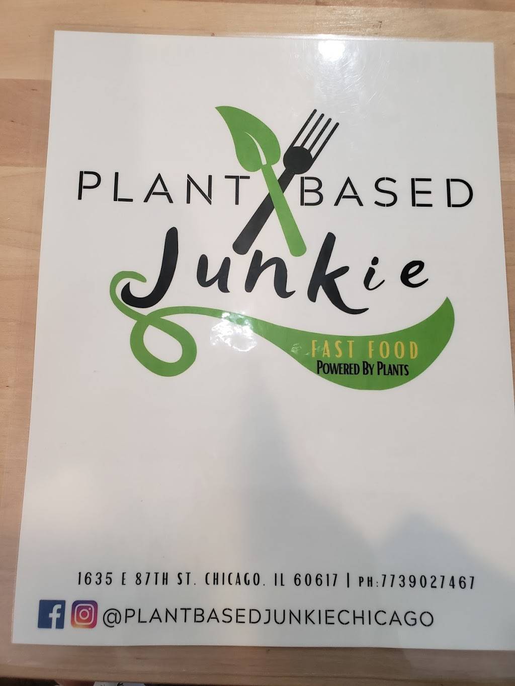 Plant Based Junkie | restaurant | 1635 1/2 E 87th St, Chicago, IL 60617, USA | 7739027467 OR +1 773-902-7467