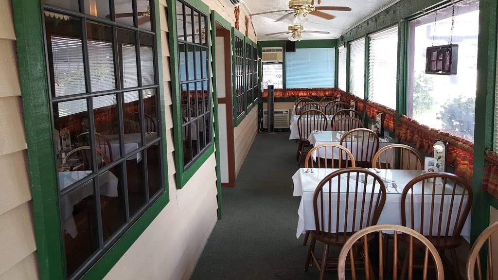 Royal Thai Cuisine - Orlando | restaurant | 1202 N Semoran Blvd, Orlando, FL 32807, USA | 4072750776 OR +1 407-275-0776