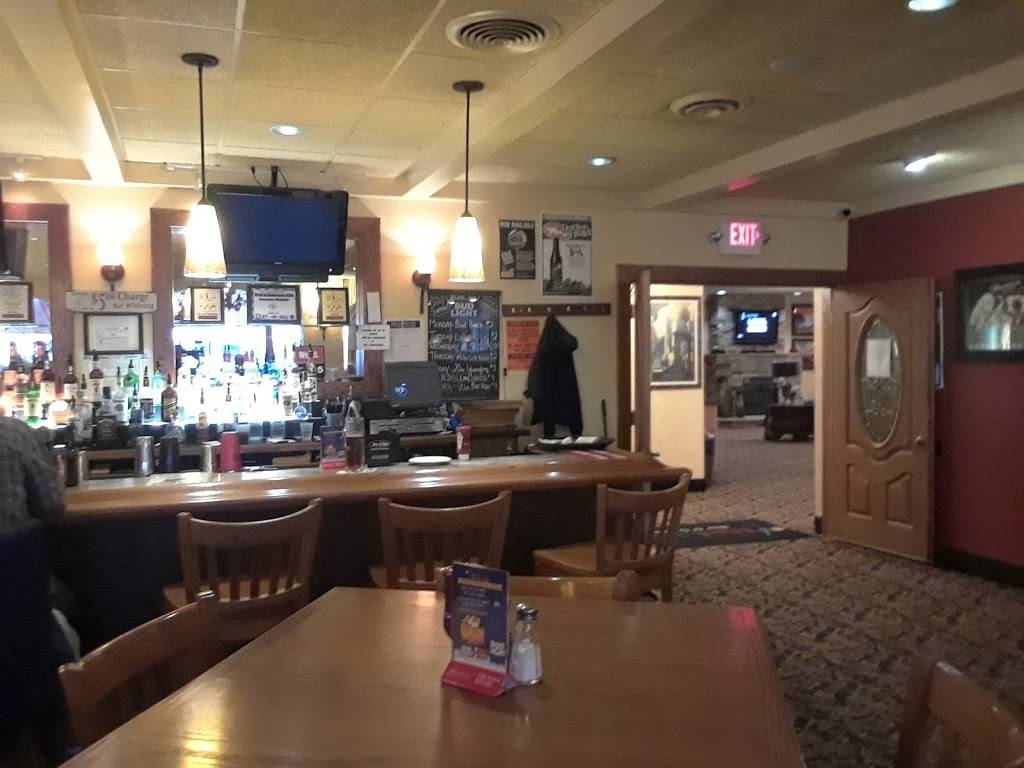 Black Jax Sports Bar & Grille | restaurant | 8040A Perry Hwy, Erie, PA 16509, USA | 8144640517 OR +1 814-464-0517