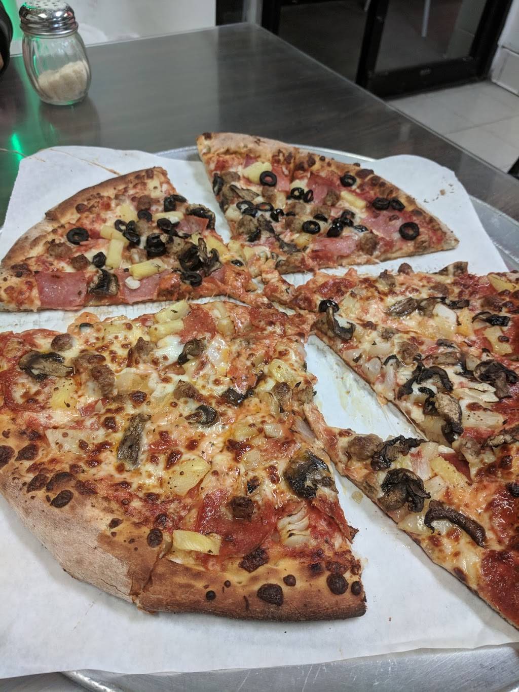 Guidos Pizza & Pasta | meal delivery | 4883 Topanga Canyon Blvd, Woodland Hills, CA 91364, USA | 8182260000 OR +1 818-226-0000