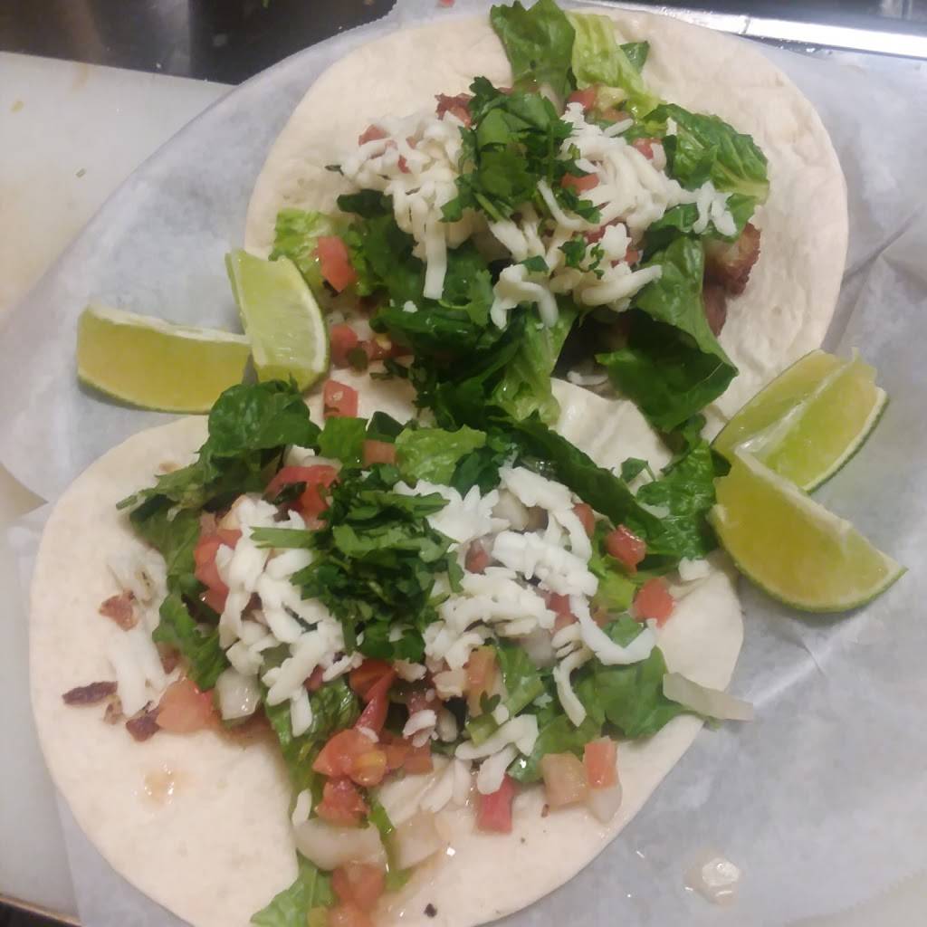 Hamiltons Pub | night club | 14196 McCarthy Rd, Lemont, IL 60439, USA | 6307547718 OR +1 630-754-7718