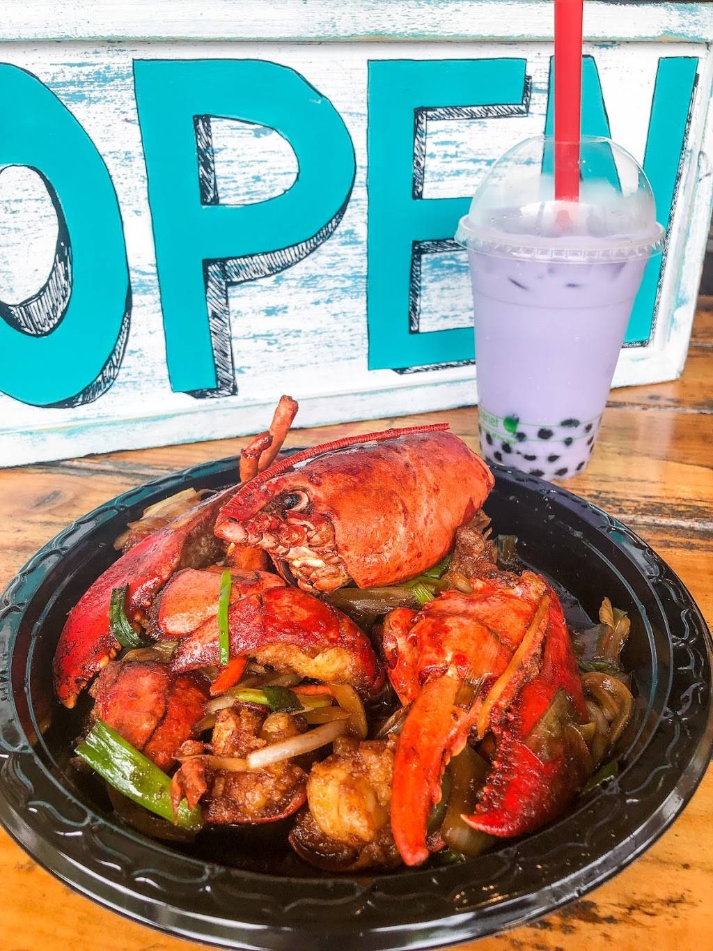 Street Food | restaurant | 58 S Erie Ave, Montauk, NY 11954, USA | 6312385555 OR +1 631-238-5555