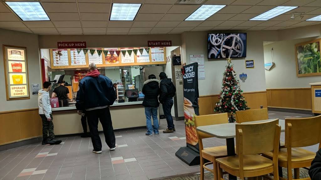 Wendys | restaurant | 2617 County Rd 516, Old Bridge, NJ 08857, USA | 7326791327 OR +1 732-679-1327