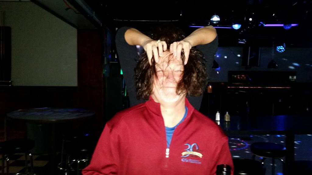 POs Pub & Grill at Pollards Bowl | night club | 1119 S Main St, Versailles, IN 47042, USA | 8126896461 OR +1 812-689-6461