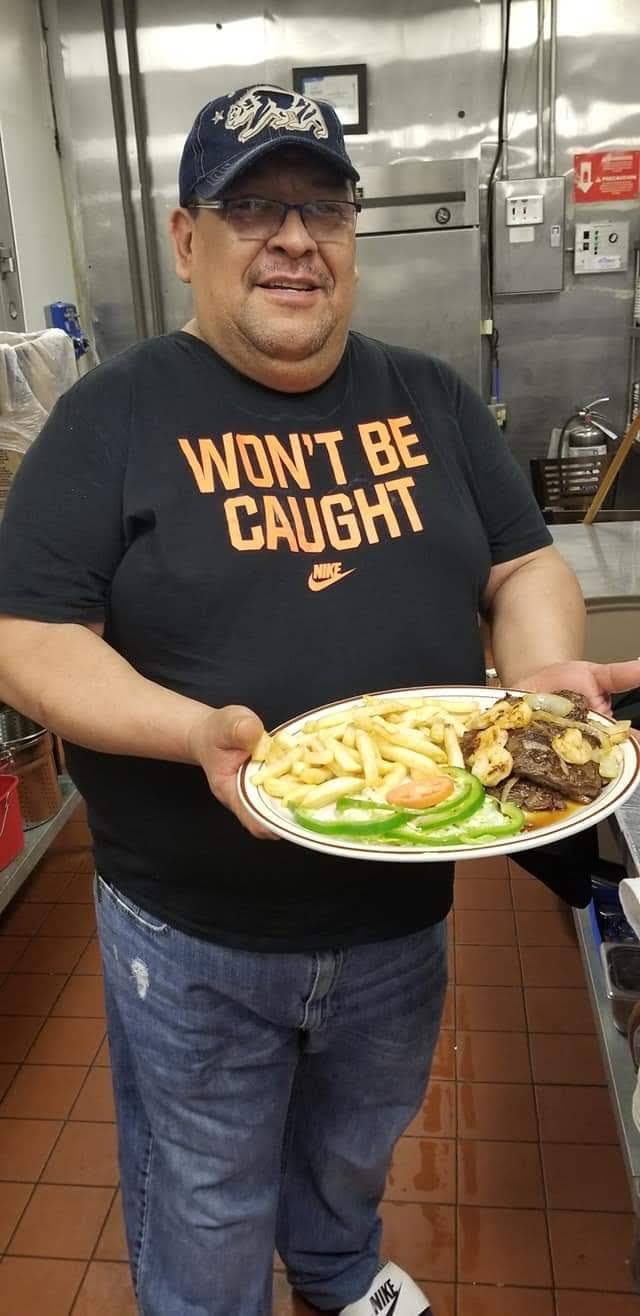 Taqueria La Pinata | restaurant | 6121 N Clinton St, Fort Wayne, IN 46825, USA | 2604838213 OR +1 260-483-8213