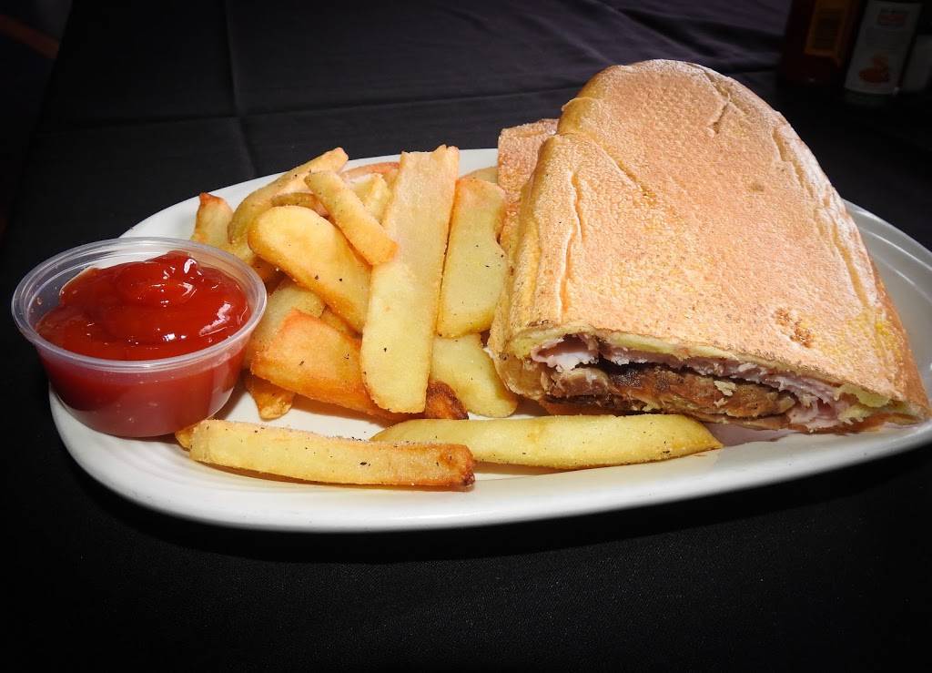 Bombón Restaurant Bar & Lounge | restaurant | 1118 N Washington Blvd, Sarasota, FL 34236, USA | 9414878199 OR +1 941-487-8199