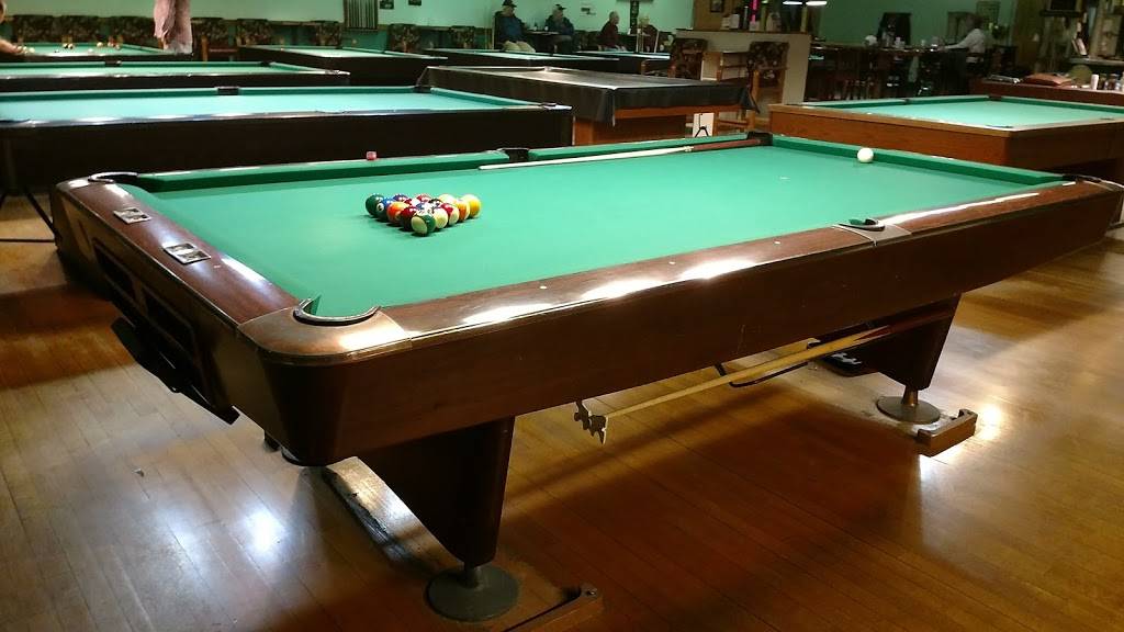 2 Doors Down | restaurant | 369 NH-108, Somersworth, NH 03878, USA | 6038415980 OR +1 603-841-5980