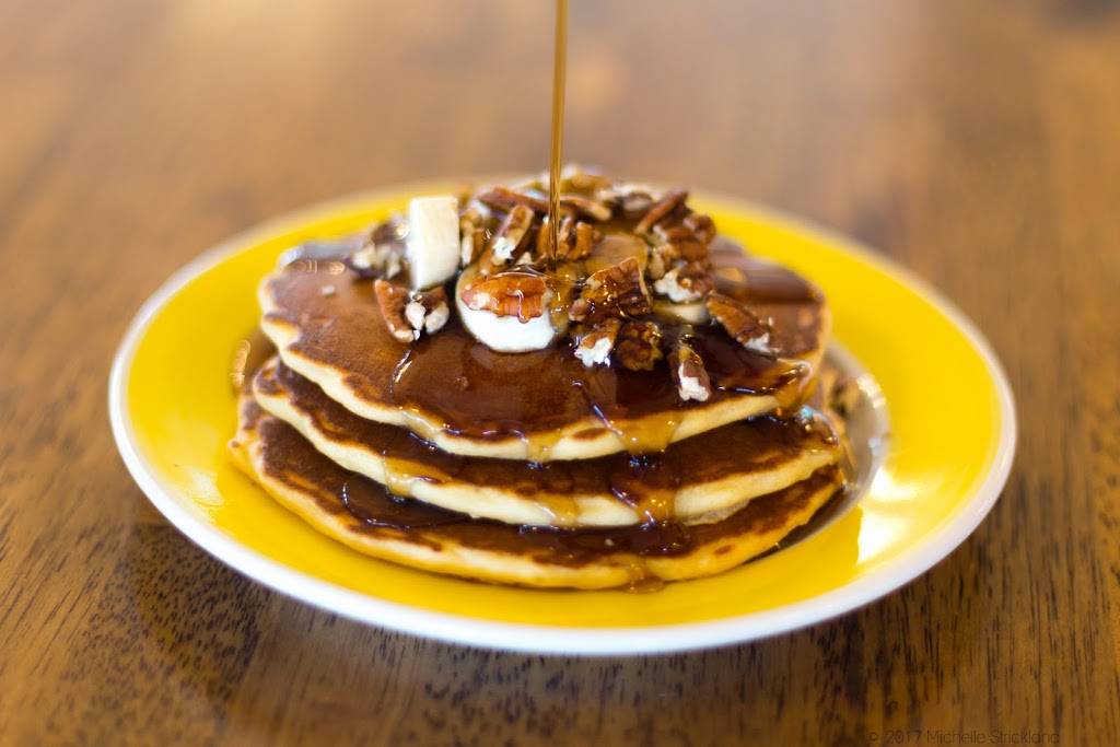 The Kitchen Table Restaurant | restaurant | 4601 Hwy 17 S, North Myrtle Beach, SC 29582, USA | 8432724880 OR +1 843-272-4880