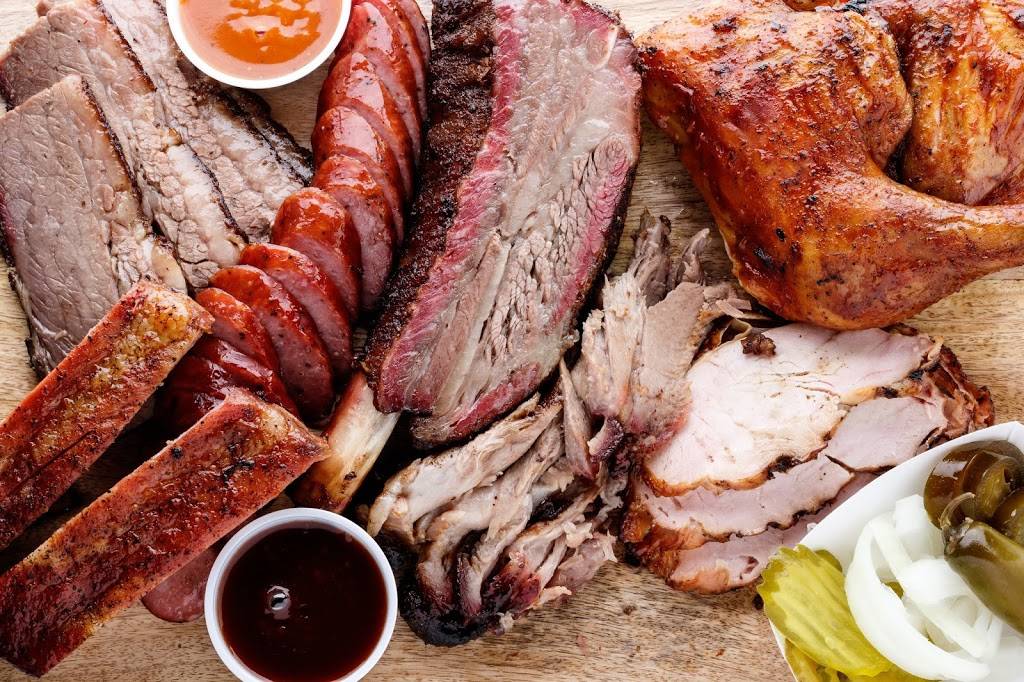 Houston Barbecue Company | restaurant | 1127 Eldridge Pkwy, Houston, TX 77077, USA | 2815316800 OR +1 281-531-6800