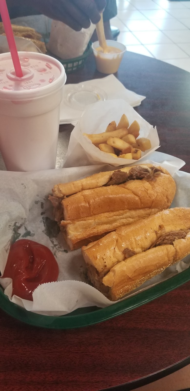 Phillys Cheesesteaks & Hoagies | meal takeaway | 2166 W 9 Mile Rd, Pensacola, FL 32534, USA | 8504736780 OR +1 850-473-6780