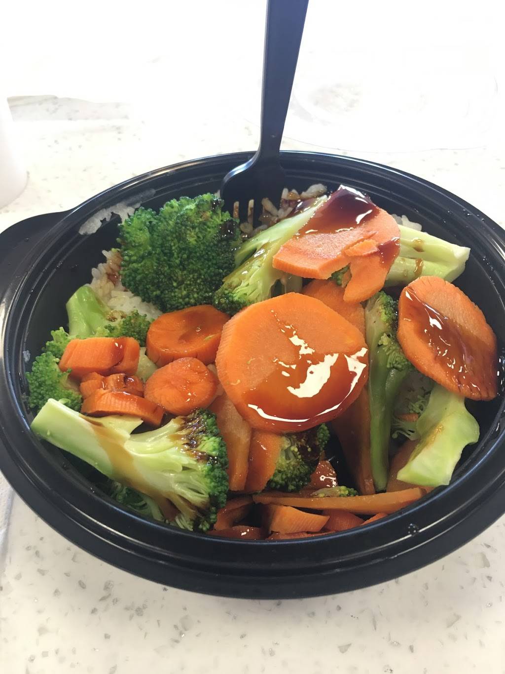 Yogis Grill | restaurant | 1645 E Camelback Rd, Phoenix, AZ 85016, USA | 6022643229 OR +1 602-264-3229