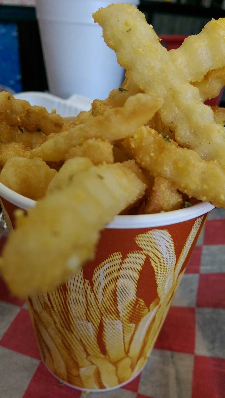 Fergies Burgers, Fries & Pies | restaurant | 1700 Romick Pkwy, Findlay, OH 45840, USA | 5672508657 OR +1 567-250-8657