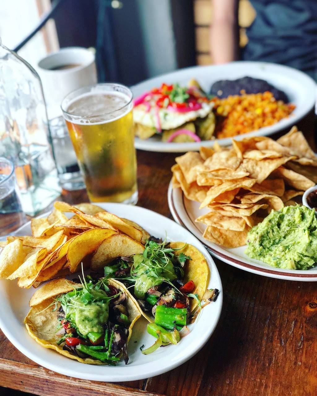 Bar Cesar | restaurant | 4039 Piedmont Ave, Oakland, CA 94611, USA | 5109851200 OR +1 510-985-1200