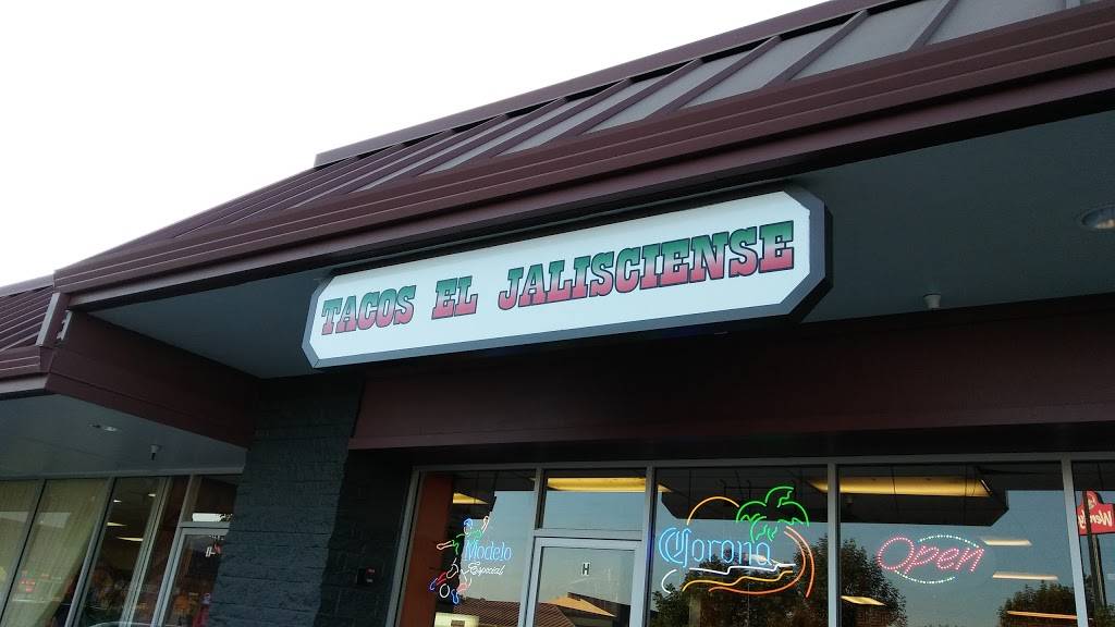 Taco Elgrullense | restaurant | 353 E 10th St, Gilroy, CA 95020, USA | 4088483204 OR +1 408-848-3204