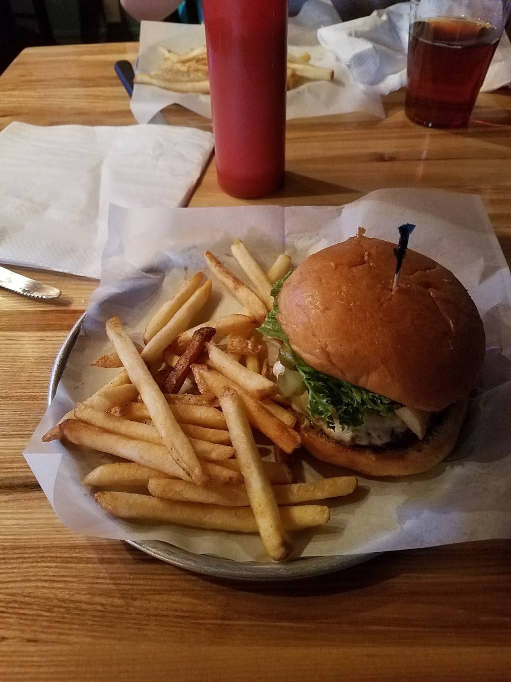 Tipsyz Tavern & Grill | restaurant | 805 Westchester Dr, High Point, NC 27262, USA | 3368870230 OR +1 336-887-0230