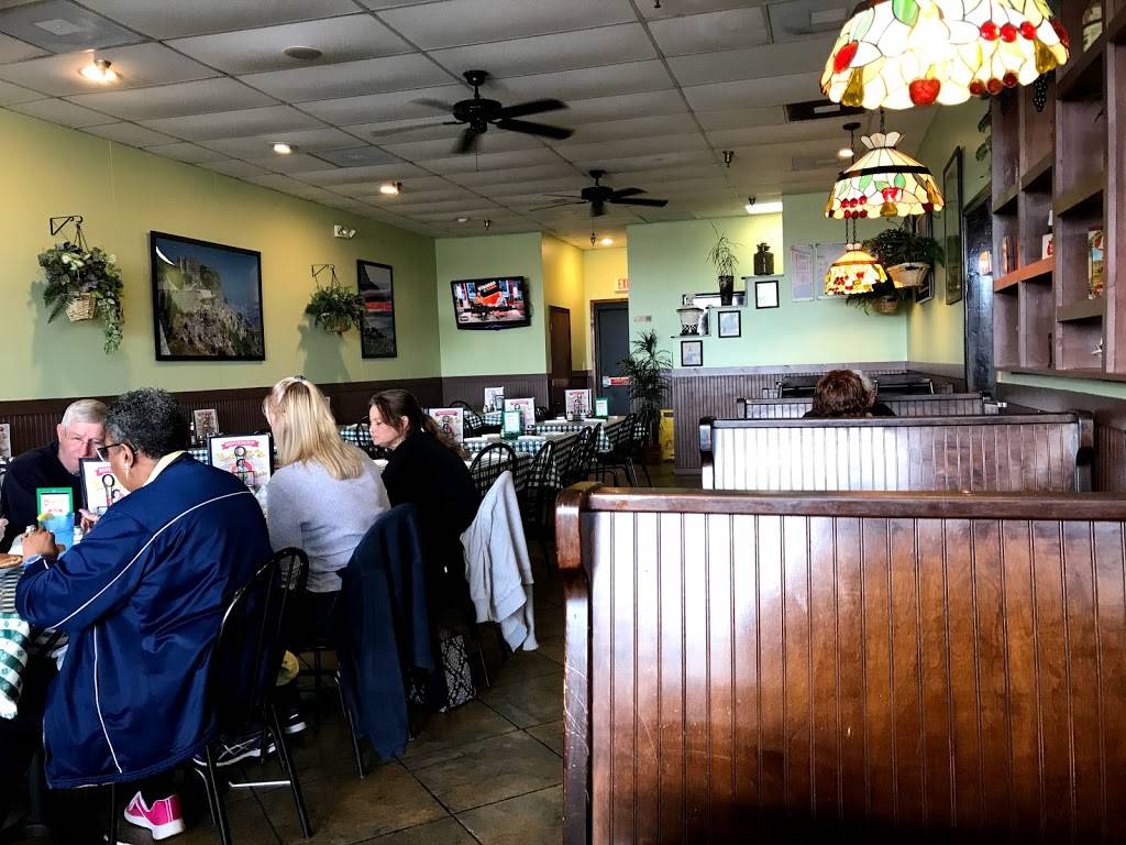 Loris | restaurant | 1208 Perrowville Rd, Forest, VA 24551, USA | 4345250065 OR +1 434-525-0065