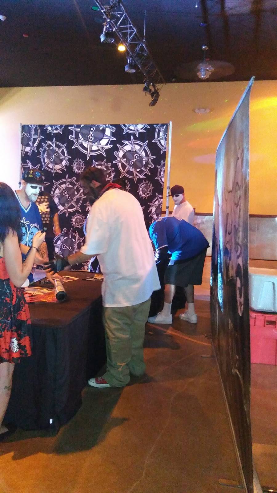 Front Row Live inc. | restaurant | 1833 S Plate St, Kokomo, IN 46902, USA | 7653277475 OR +1 765-327-7475