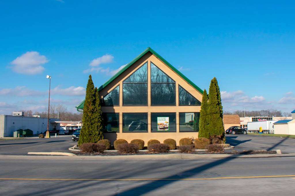 Subway Restaurants | restaurant | 3424 E Market St, Logansport, IN 46947, USA | 5747352929 OR +1 574-735-2929