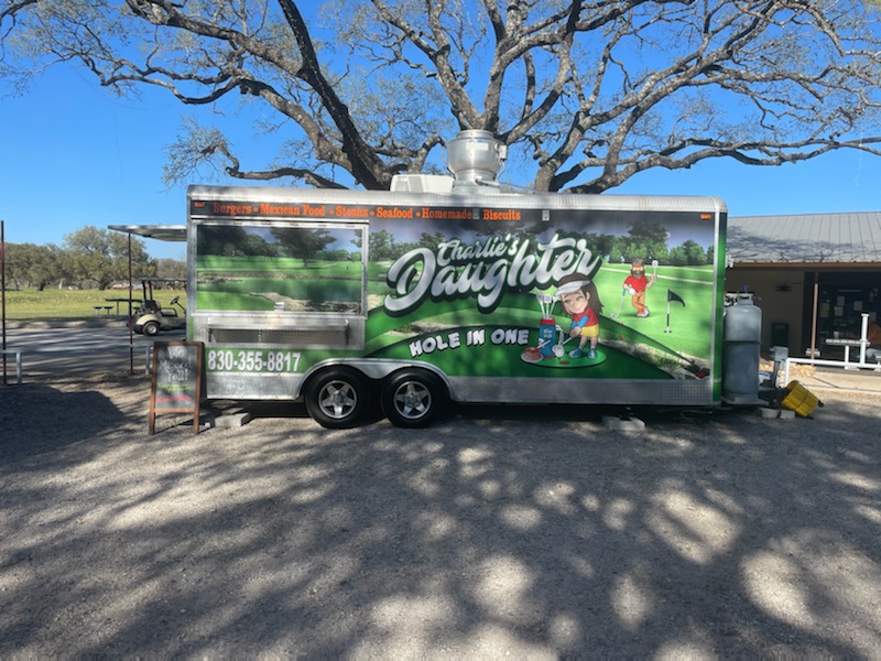 Charlies Daughter Hole In One | restaurant | 116 W Malone Dr, Devine, TX 78016, USA | 8303558817 OR +1 830-355-8817