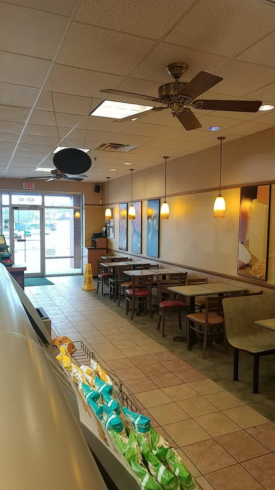 Subway | restaurant | 821 Meadowbrook Rd #10, Waukesha, WI 53188, USA | 2625741875 OR +1 262-574-1875