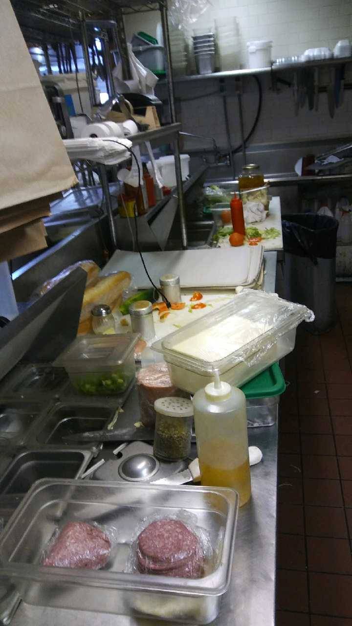 Aston Pizza Company | meal takeaway | 600 Convent Rd, Aston, PA 19014, USA | 6105589292 OR +1 610-558-9292