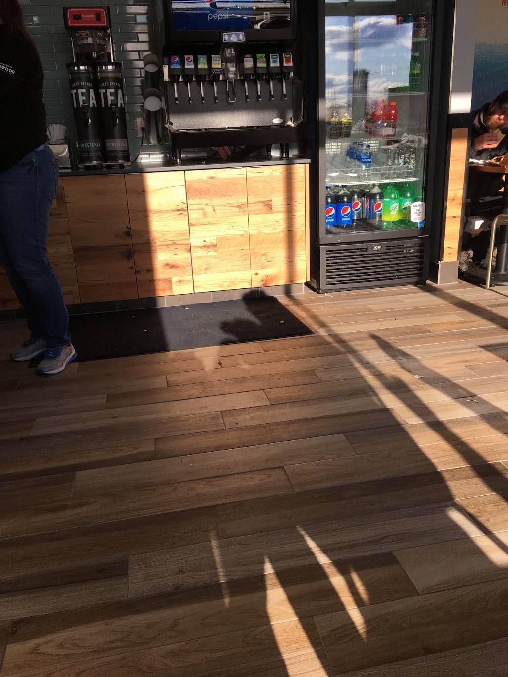 Jersey Mikes Subs | meal takeaway | 10 N Village Blvd suite a, Sparta, NJ 07871, USA | 9735122323 OR +1 973-512-2323