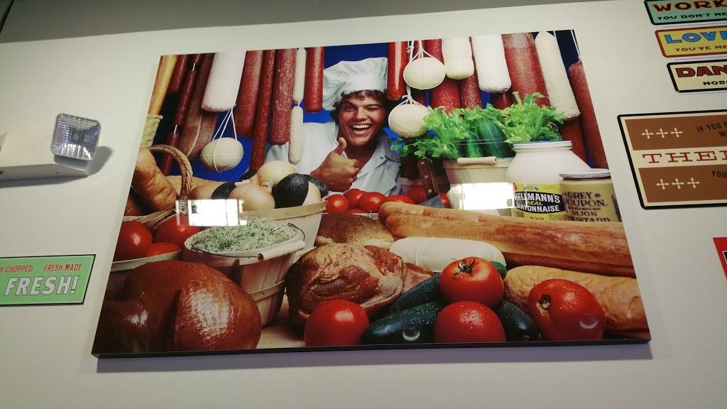 Jimmy Johns | meal delivery | 9918 Gulf Coast Main St Unit 130, Fort Myers, FL 33913, USA | 2394540007 OR +1 239-454-0007