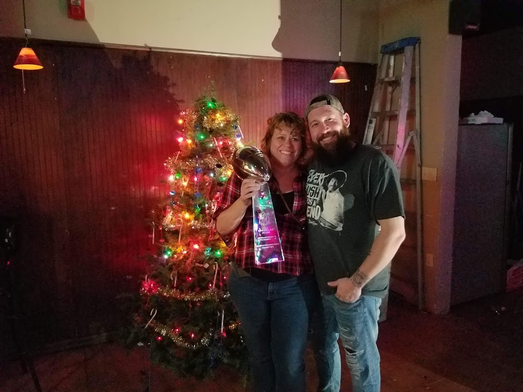 Charlee Bravos Bar & Grill | restaurant | 9 Grove Street (Route, 12, Putnam, CT 06260, USA | 8609632097 OR +1 860-963-2097