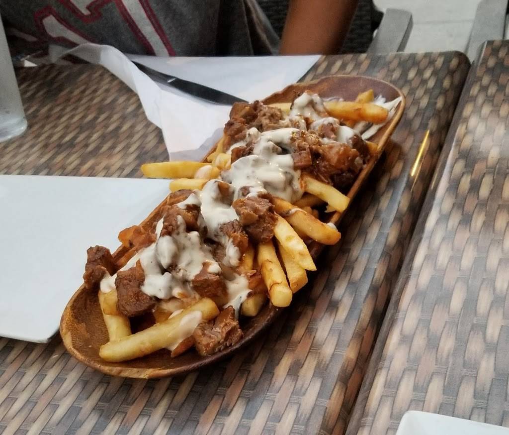 Santuccis Original Square Pizza | meal delivery | 901 S 10th St, Philadelphia, PA 19147, USA | 2158255304 OR +1 215-825-5304