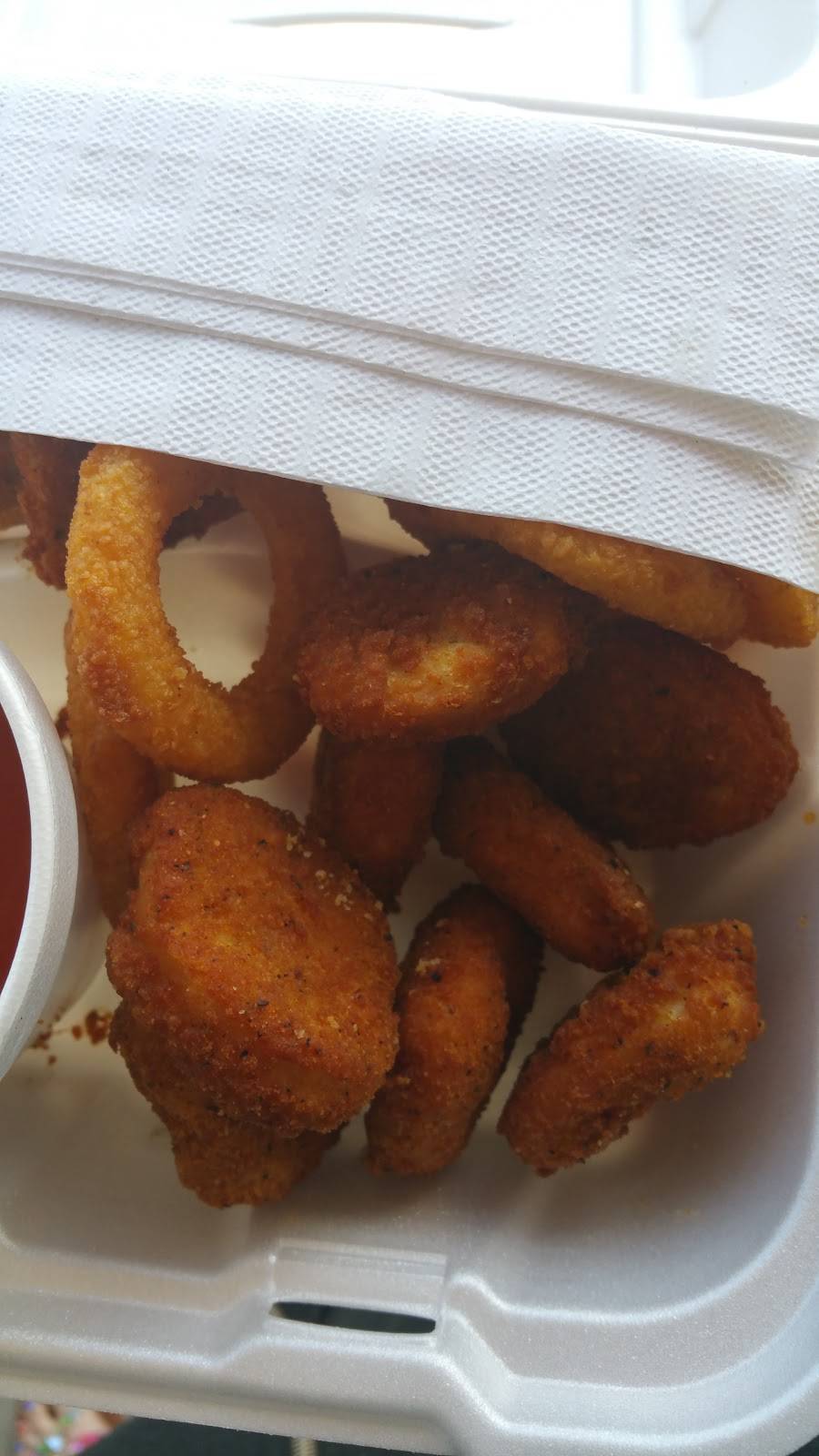 Dillys Restaurant | restaurant | 7708 Backlick Rd # D, Springfield, VA 22150, USA | 7036442220 OR +1 703-644-2220