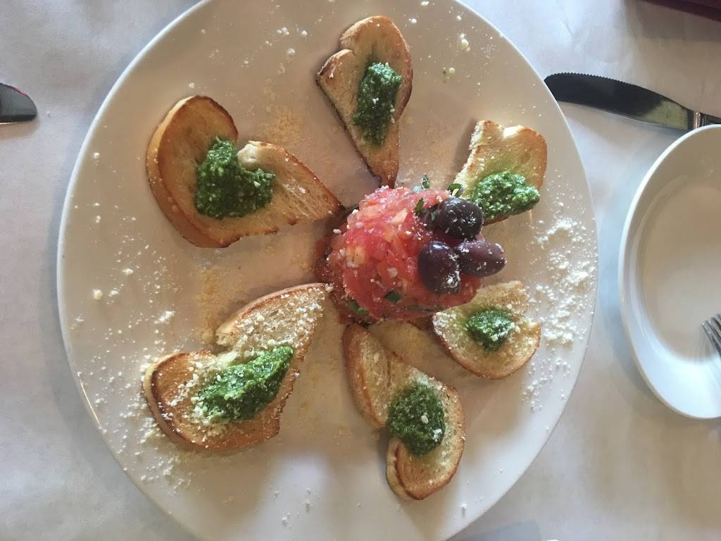 Chiantis Pizza & Pasta | restaurant | 685 Towne Center Blvd, Sanford, FL 32771, USA | 4078785900 OR +1 407-878-5900