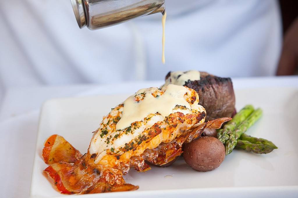 Terrace On The Green | restaurant | 8672 Mississauga Rd, Brampton, ON L6Y 0C4, Canada | 9054594447 OR +1 905-459-4447