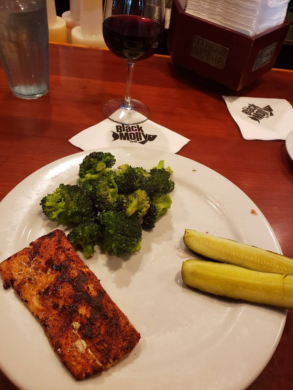 Black Molly Grill | restaurant | 504 W Geoffrey St, St. Augustine, FL 32086, USA | 9045472723 OR +1 904-547-2723