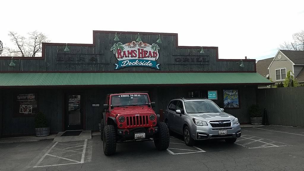 Rams Head Dockside | restaurant | 1702 Furnace Dr, Glen Burnie, MD 21060, USA | 4105902280 OR +1 410-590-2280