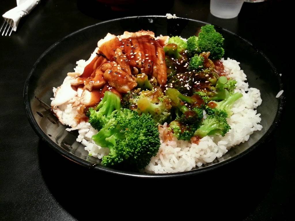 Tokyo Joes - Union | restaurant | 145 Union Blvd, Lakewood, CO 80226, USA | 3039881176 OR +1 303-988-1176