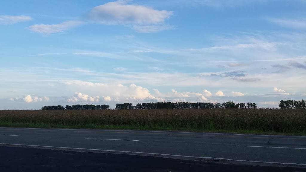 Restaurant Chez Jean-Baptiste | restaurant | 805 Boulevard Saint Laurent E, Louiseville, QC J5V 1J1, Canada | 8192289446 OR +1 819-228-9446